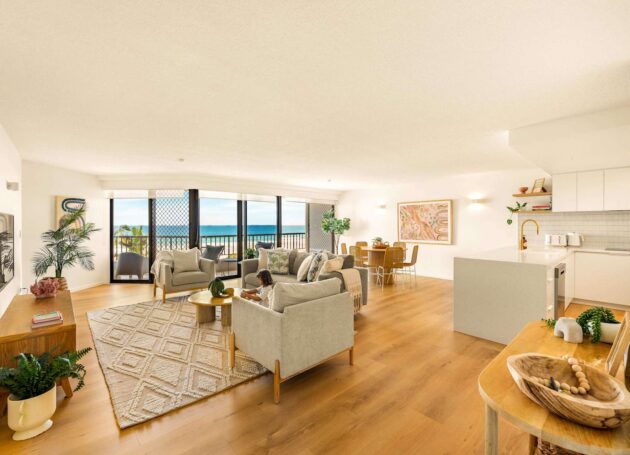 The Rocks Resort 4C Currumbin Beachfront Apartment